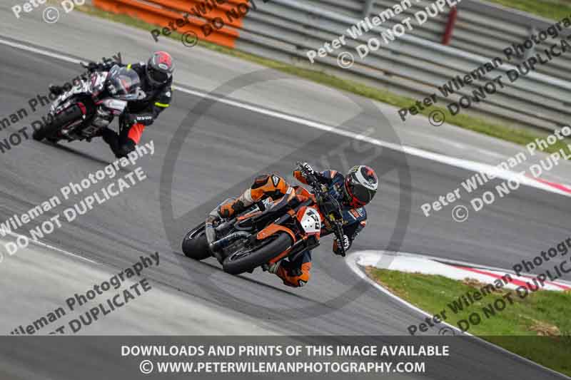 cadwell no limits trackday;cadwell park;cadwell park photographs;cadwell trackday photographs;enduro digital images;event digital images;eventdigitalimages;navarra;no limits trackdays;peter wileman photography;racing digital images;trackday digital images;trackday photos